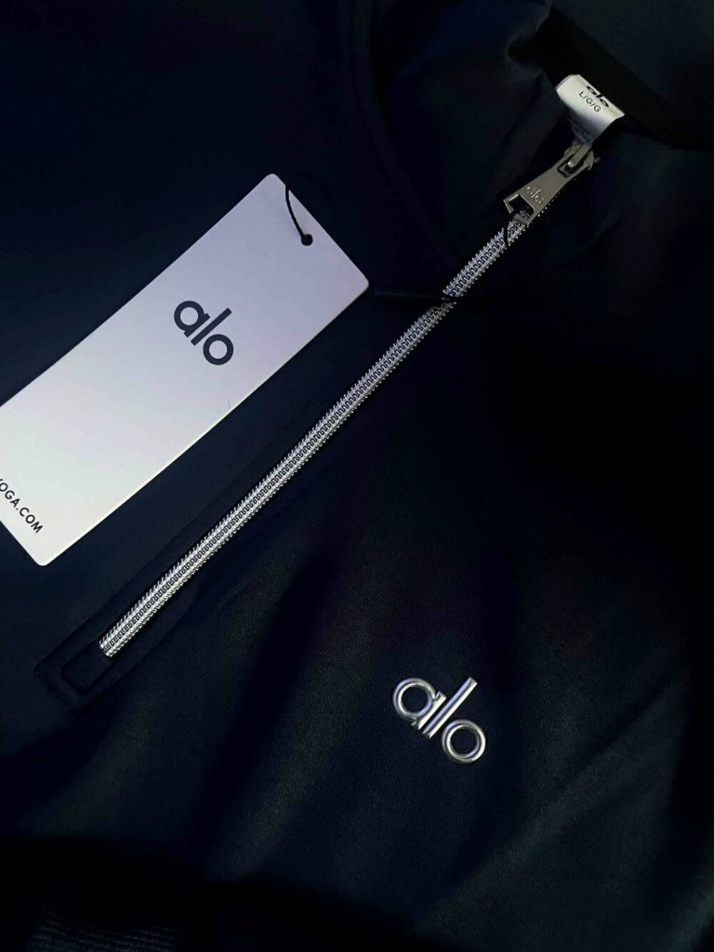 ALO Yoga Unisex Navy Quarter-Zip Hoodie and Jogger Set NWT - Picture 3 of 7